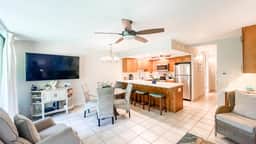 Two Bd Grd Fl, AC, wifi, Pool, Hot Tub B103