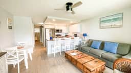 One Bd Grd Fl, wifi, pool, hot tub  B111