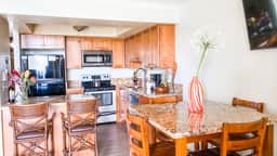 Two Bd Ocean View, AC, wifi, pool, hot tub D303