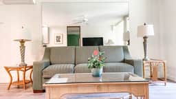 Two Bd Grd Fl, AC, wifi, Pool, Hot Tub  C110