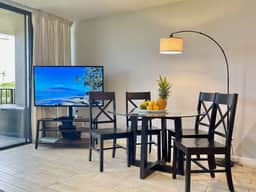 Beautiful One BD Ocean, AC, wifi, pool  A202