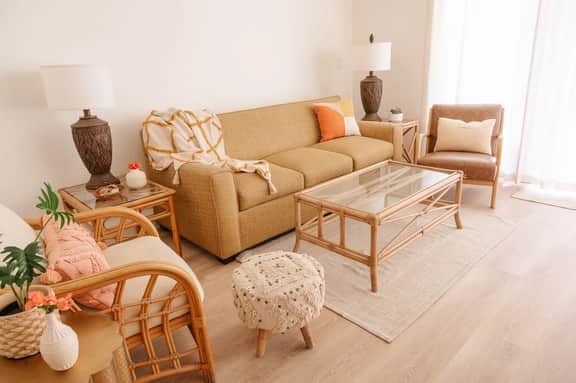 Stunning,Two Bd,Grd Fl,AC,wifi, pool, hot tub B108