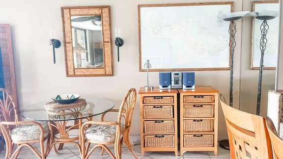 One Bd Partial Ocean, AC, wifi, Pool,Hot tub, B211