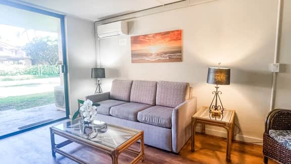 Two Bd Grd Fl, AC, wifi, hot tub, pool  C101
