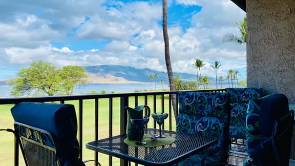 Two Bd Ocean View, AC, wifi, pool, hot tub D303