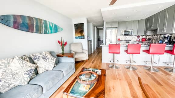 Gorgeous,2 bd, Ocean, AC,wifi,pool, hot tub D104