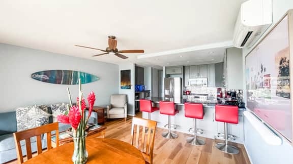 Gorgeous,2 bd, Ocean, AC,wifi,pool, hot tub D104