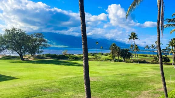 Stunning Ocean Two Bd Corner Condo,AC,Pool D301