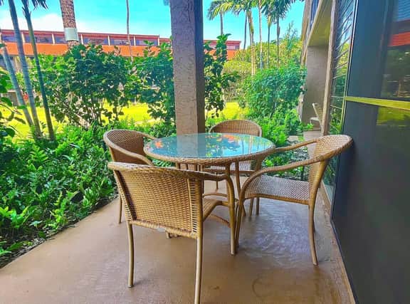 Cozy 1-bedroom condo with AC Luana Kai C104