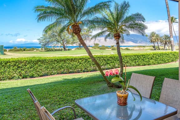 Deluxe One BD Ocean, AC, Wifi, pool  D105