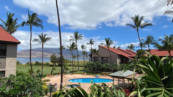 Two Bedroom, sleeps 7, wifi,ac, pool, C302