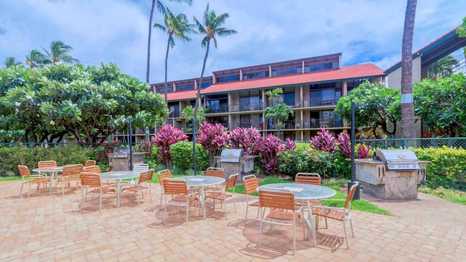 Upcountry Maui Restaurants Listings by Luana Kai Resort